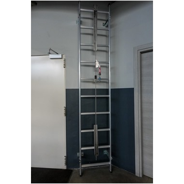 Vertical Ladder Lifeline Kit By Globestock 